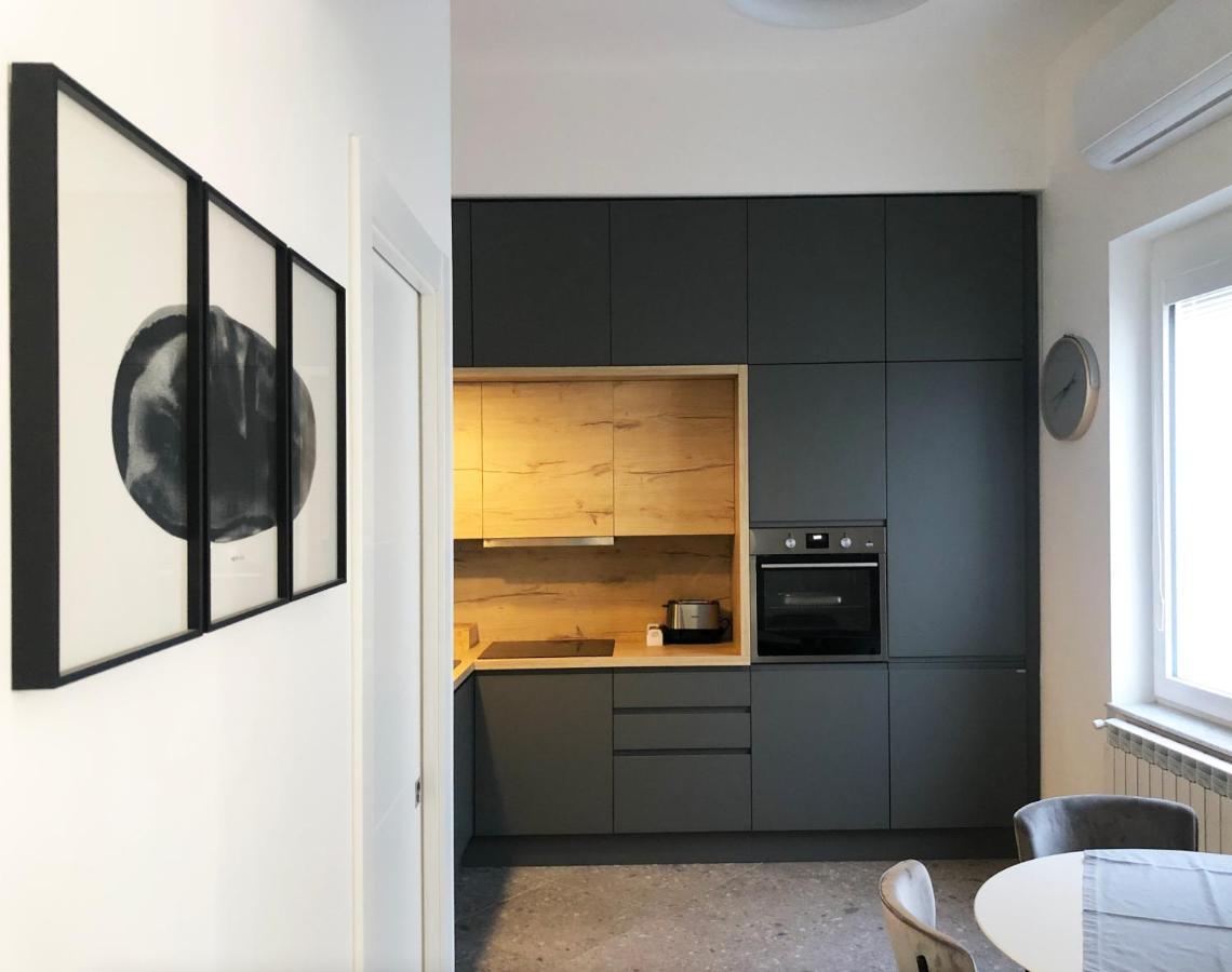 Lily Apartment Napoli Ngoại thất bức ảnh